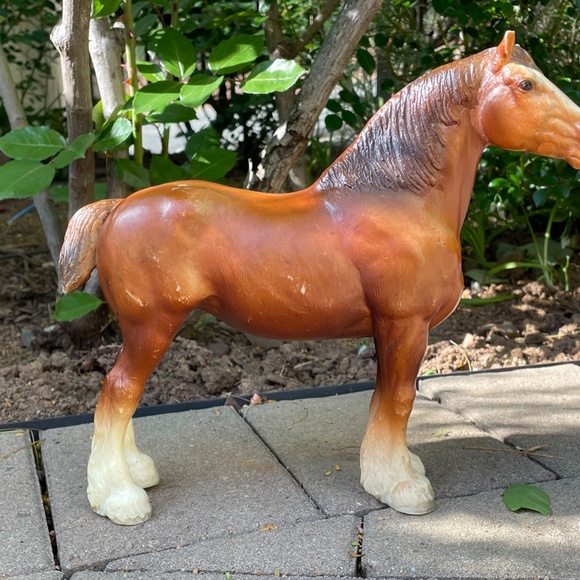 SOLD Vintage Traditional Breyer Clydesdale mare - Picture 4 of 7